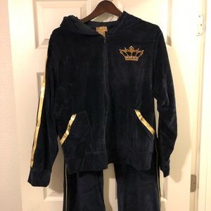 M.V. Velour Pant Suit